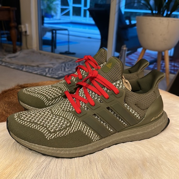 Adidas Ultraboost Size 11.5 - Picture 1 of 7